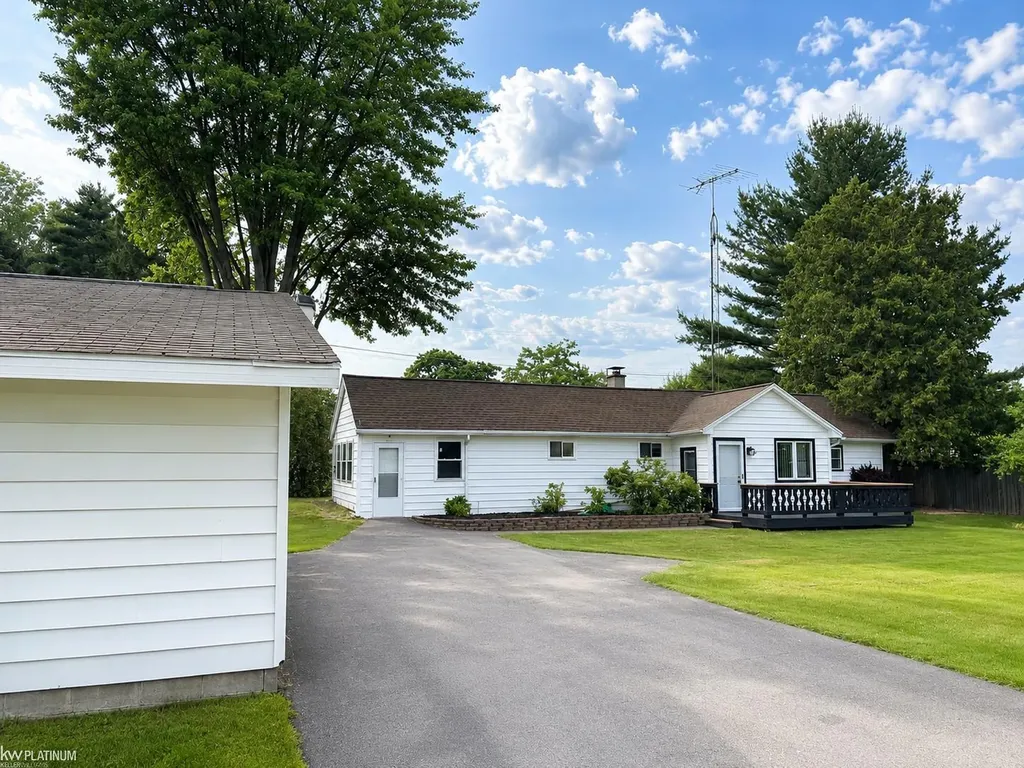 7087 4th Street Burtchville Township MI 48059