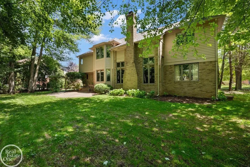 53291 Shanelle Lane Shelby Charter Township MI 48315