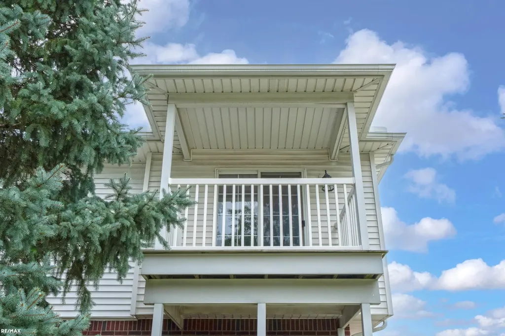 5537 Acorn Lane Sterling Heights City MI 48314