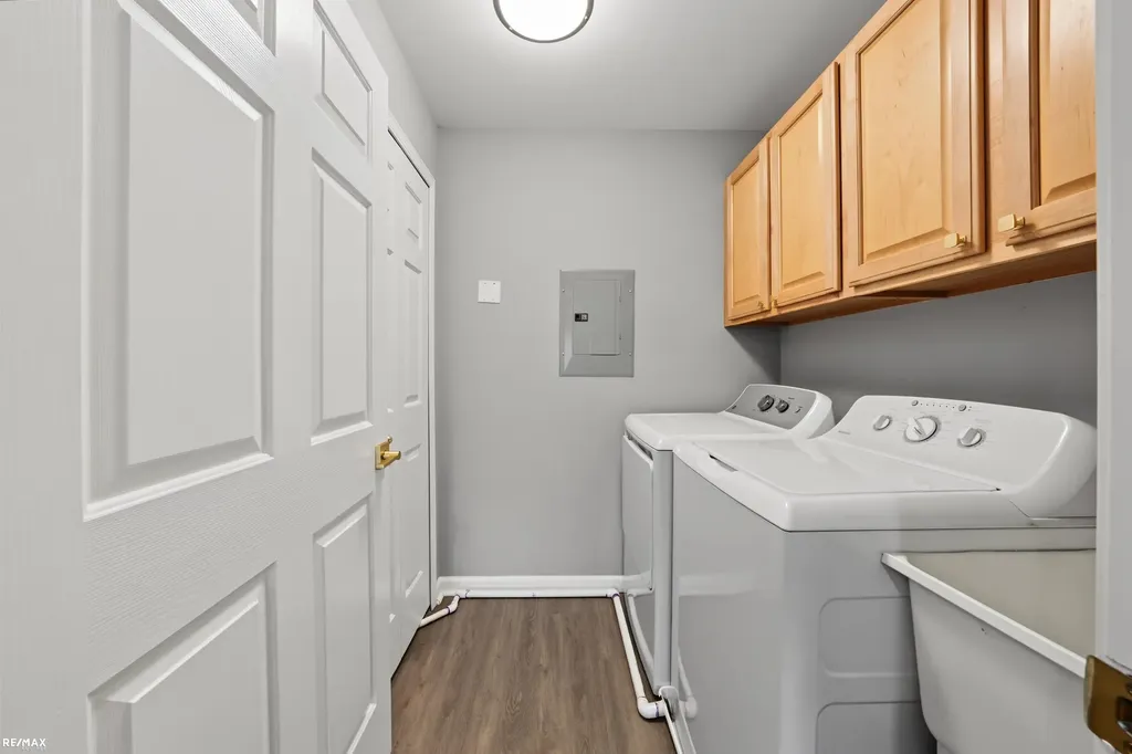 5537 Acorn Lane Sterling Heights City MI 48314