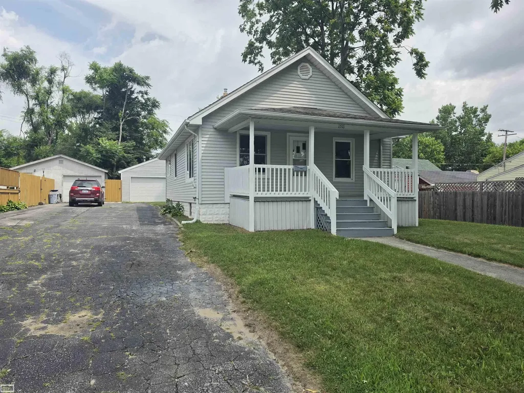 1511 Minnie Street Port Huron City MI 48060