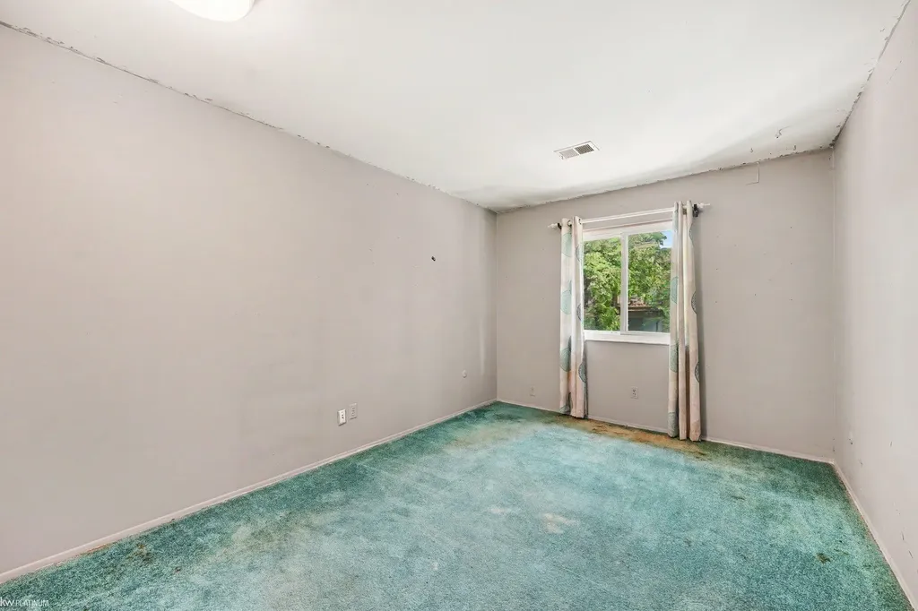 36546 Union Lake Road Harrison Charter Township MI 48045