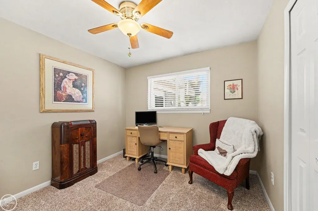 29609 Tropea Drive Warren City MI 48092
