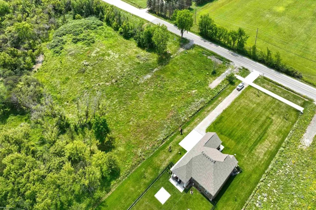 54654 Washington Street Chesterfield Township MI 48047