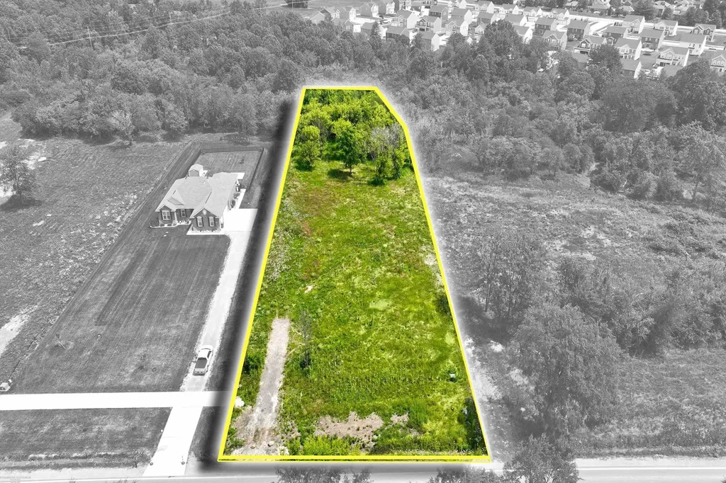 54654 Washington Street Chesterfield Township MI 48047