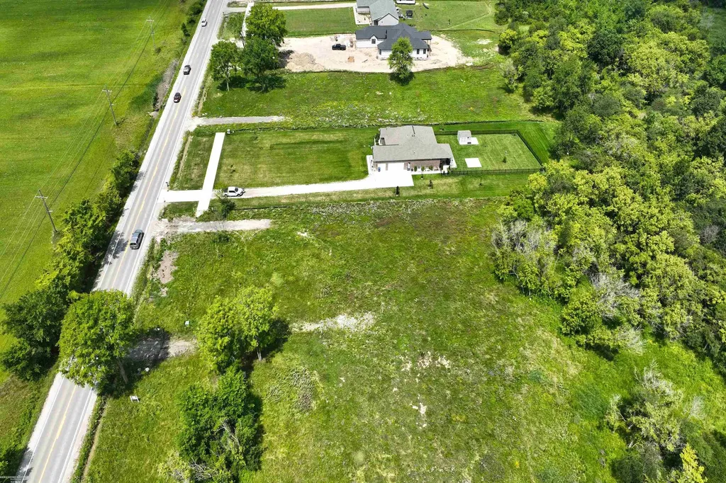 54654 Washington Street Chesterfield Township MI 48047