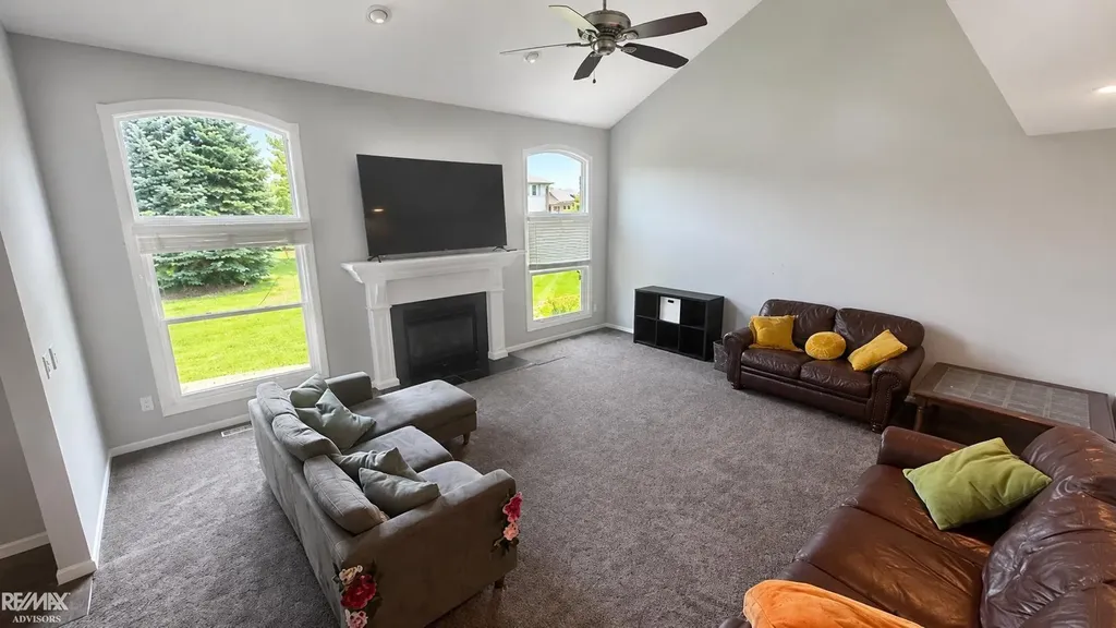 46654 West Ridge Drive Macomb Township MI 48044