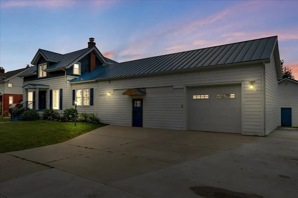 1748 Saint Clair River Drive Algonac City MI 48001