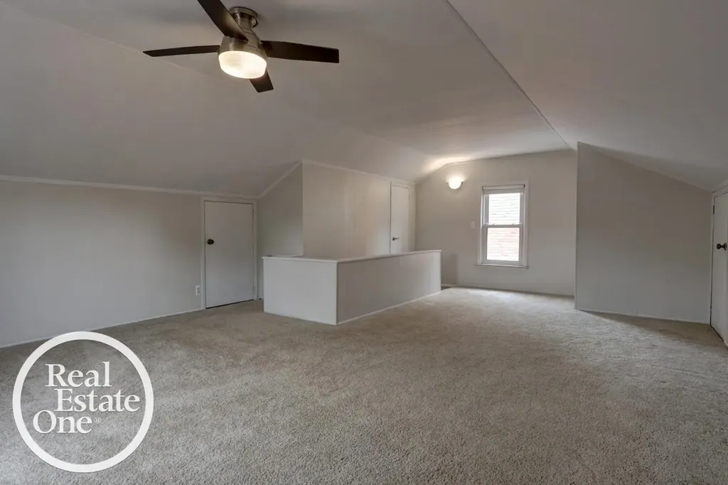 15560 Mclain Avenue Allen Park City MI 48101