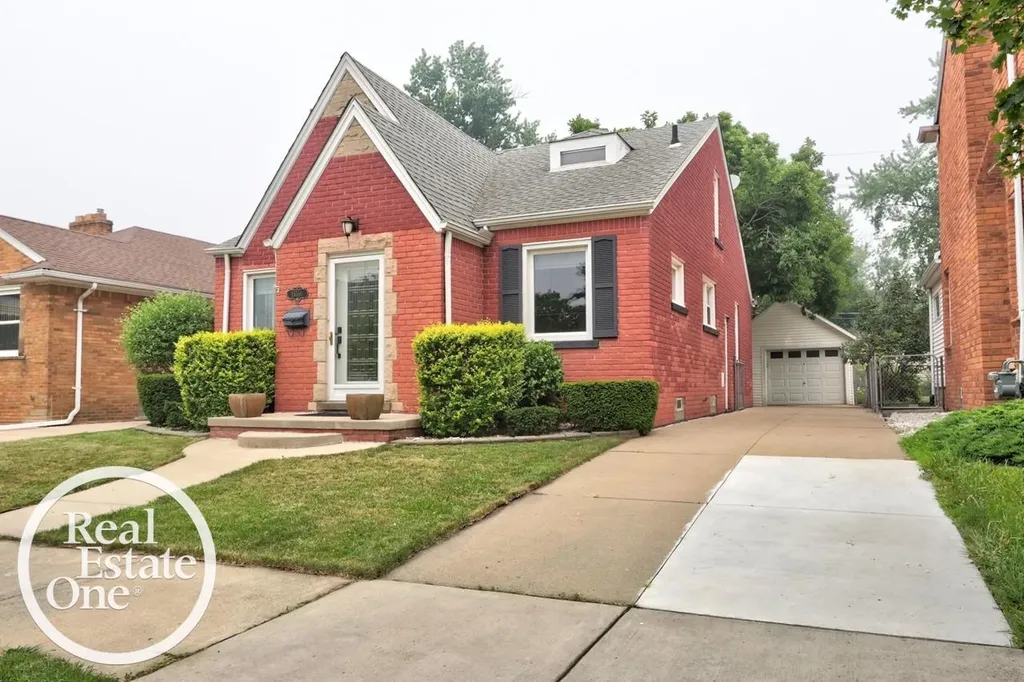 15560 Mclain Avenue Allen Park City MI 48101