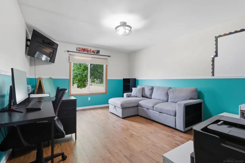 47641 Beacon Square Drive Macomb Township MI 48044