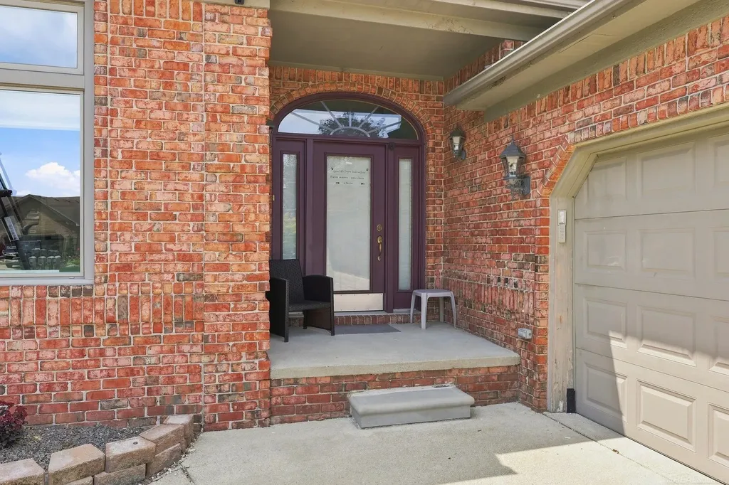 47641 Beacon Square Drive Macomb Township MI 48044