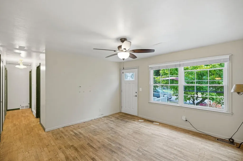 4808 Beta Lane Flint City MI 48506