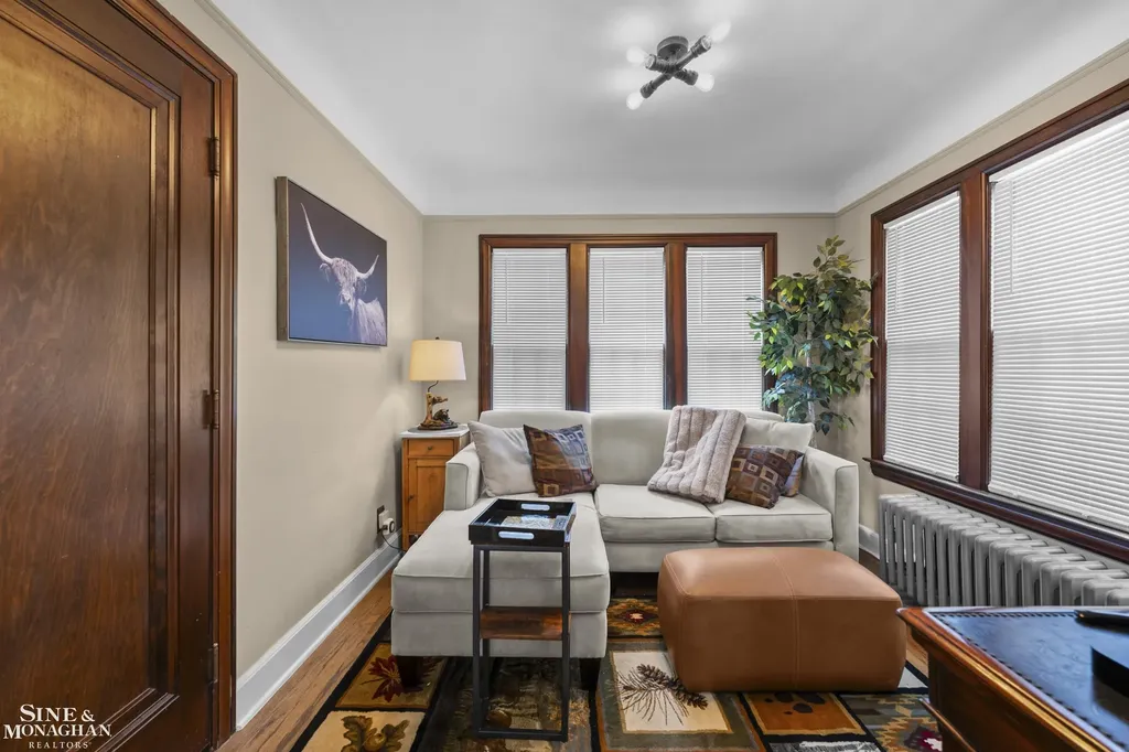 245 Ridgemont Road Grosse Pointe Farms City MI 48236