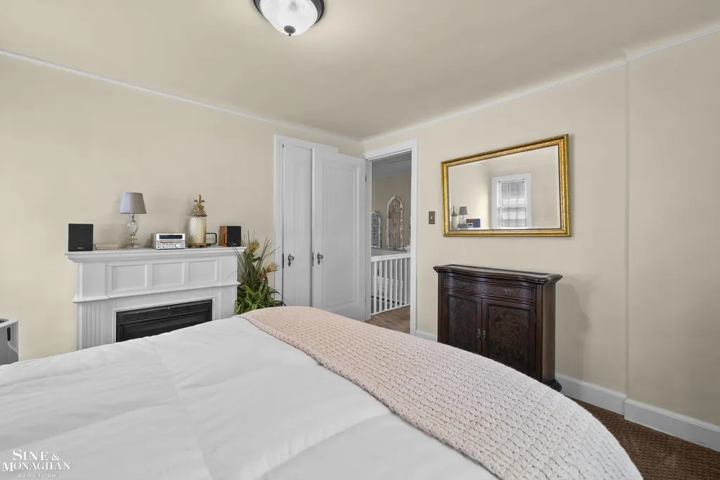 245 Ridgemont Road Grosse Pointe Farms City MI 48236