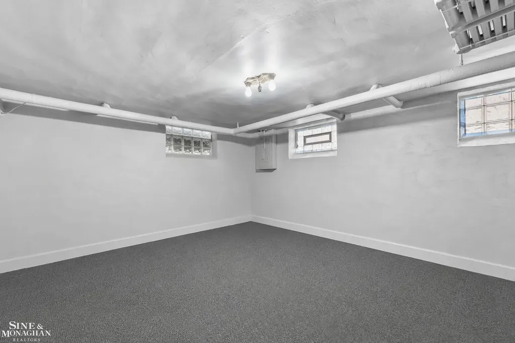 245 Ridgemont Road Grosse Pointe Farms City MI 48236