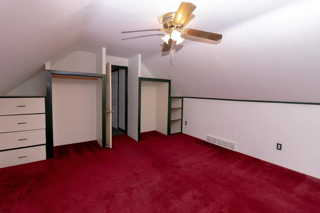 7641 Lindrath Avenue Washington Township MI 48094