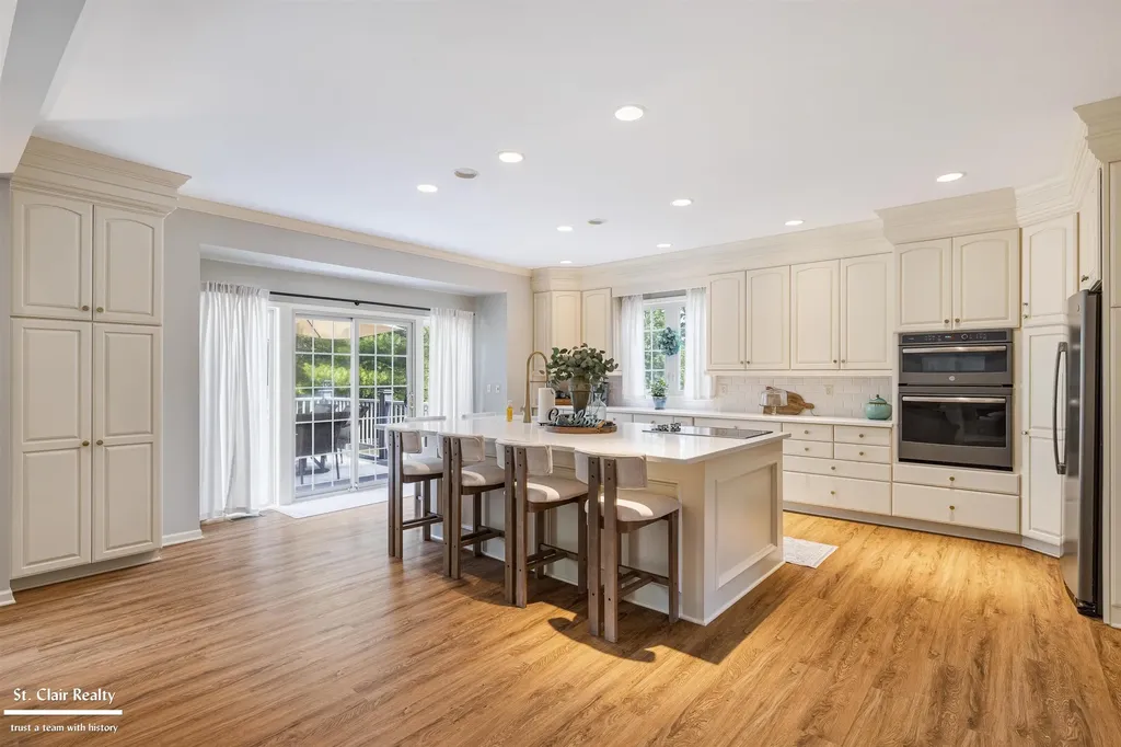 306 Hawks Nest Drive East China Township MI 48054