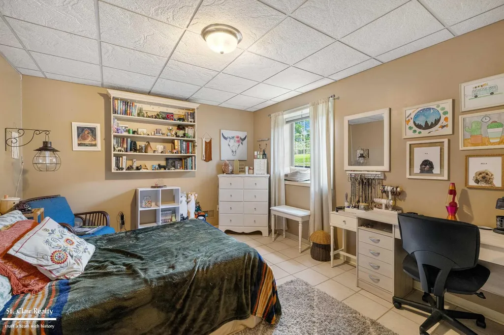 306 Hawks Nest Drive East China Township MI 48054