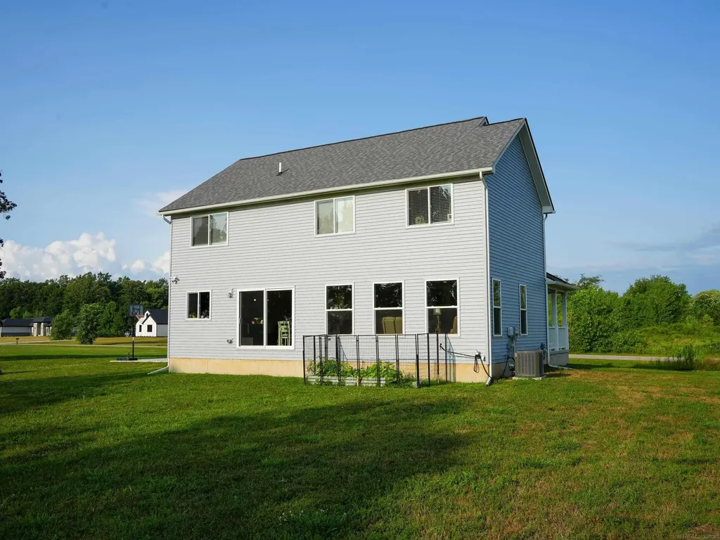 73153 Castle Court Armada Township MI 48005