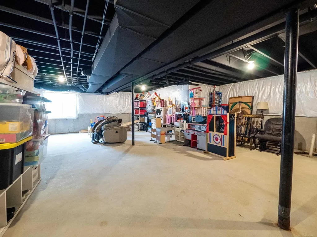 73153 Castle Court Armada Township MI 48005