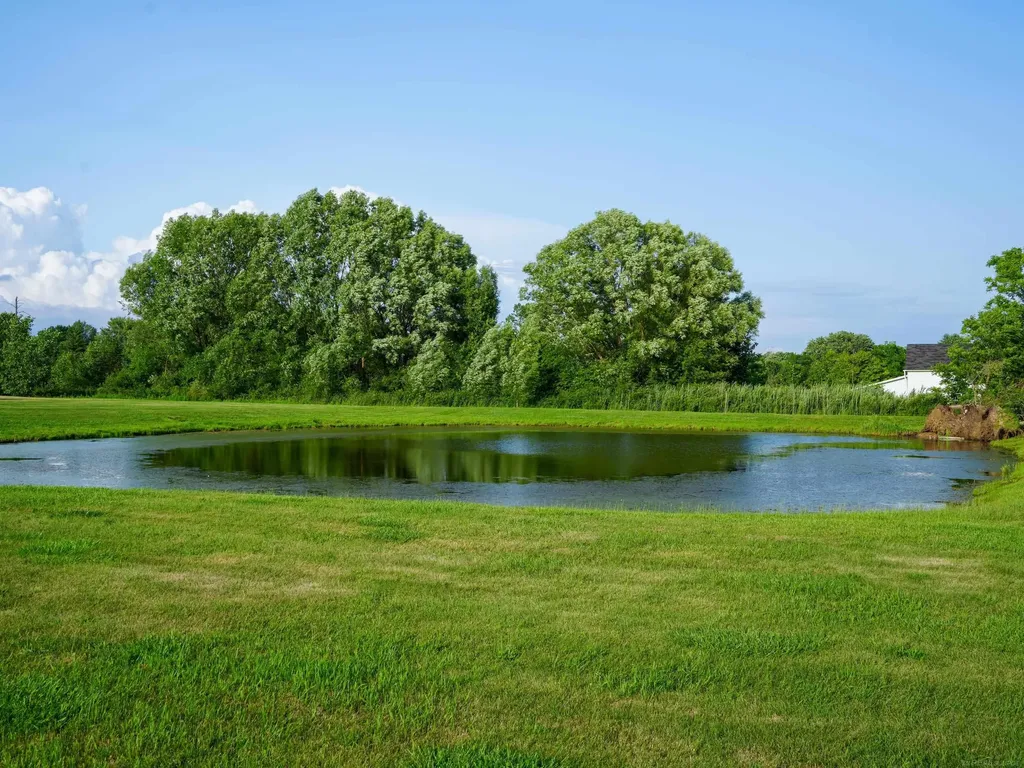 73153 Castle Court Armada Township MI 48005