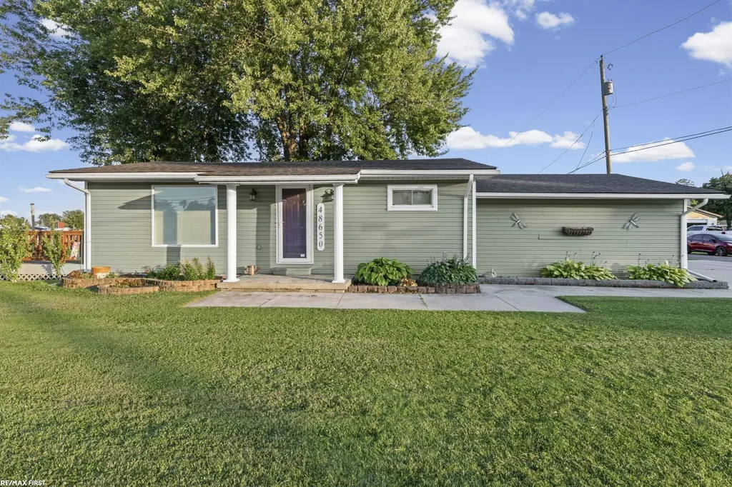 48650 Jefferson Avenue Chesterfield Township MI 48047