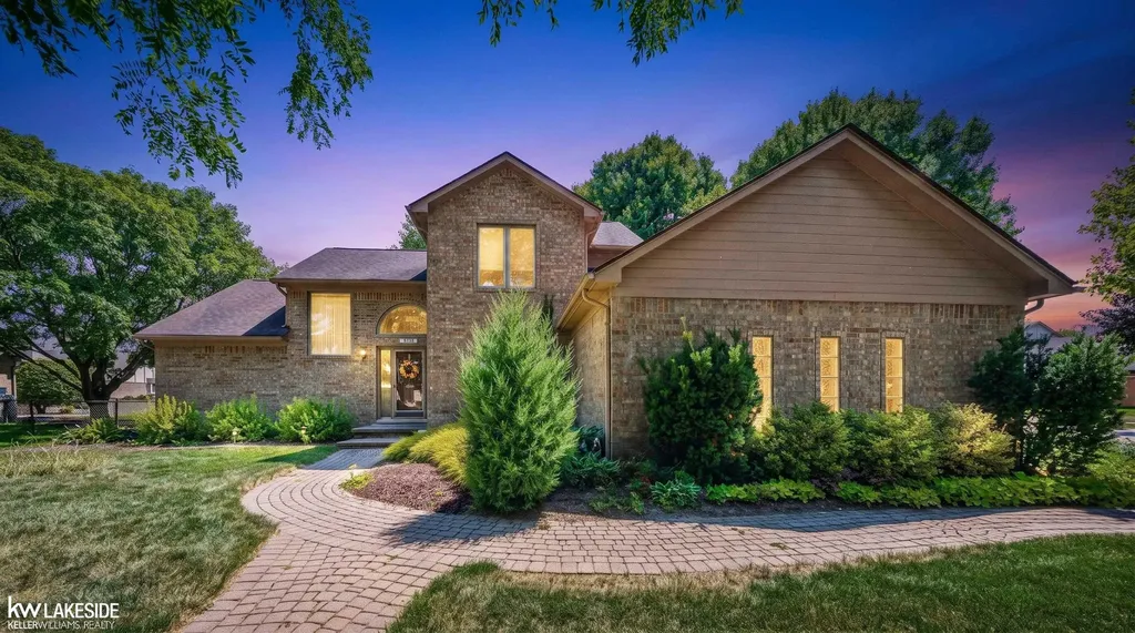 4418 Bayleaf Drive Sterling Heights City MI 48314