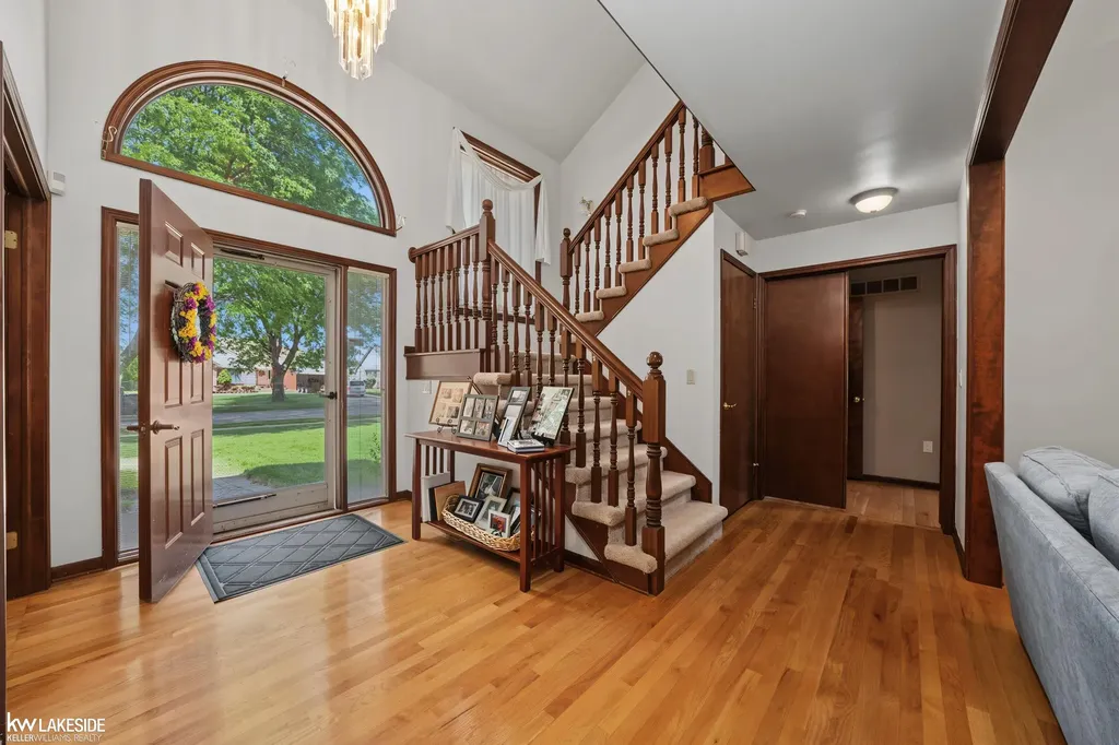 4418 Bayleaf Drive Sterling Heights City MI 48314