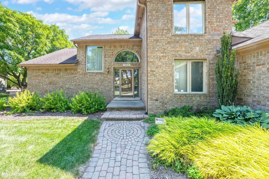 4418 Bayleaf Drive Sterling Heights City MI 48314