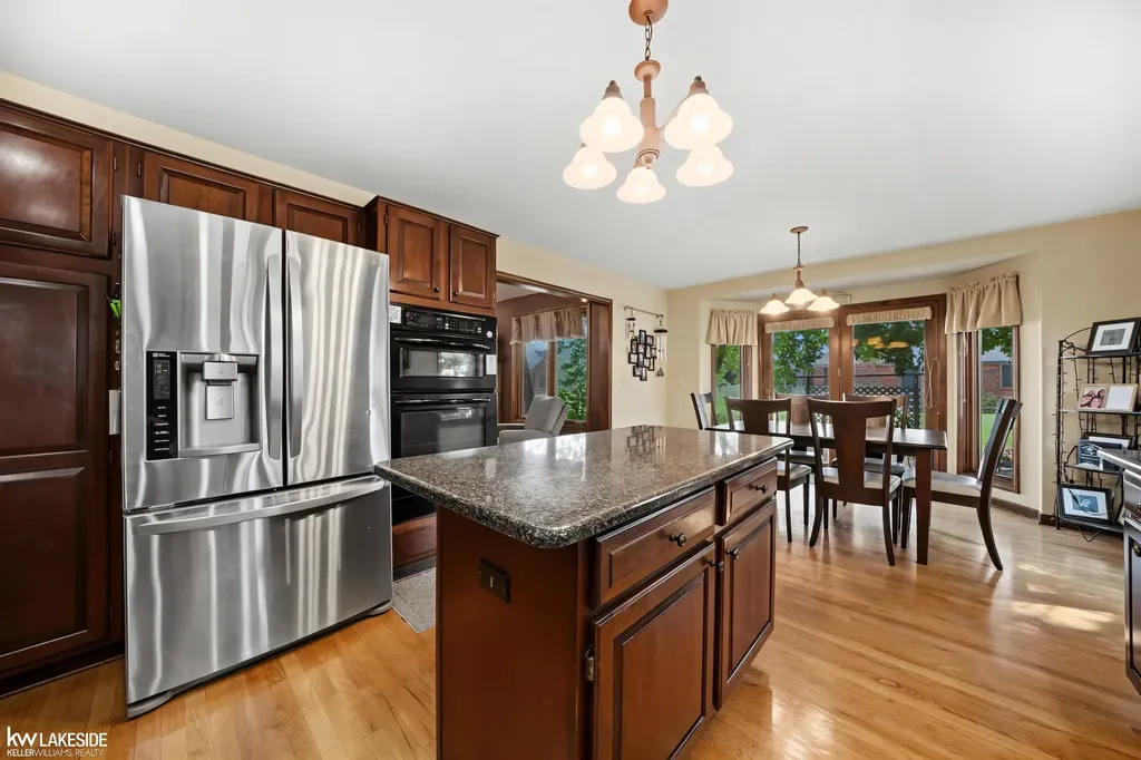 4418 Bayleaf Drive Sterling Heights City MI 48314