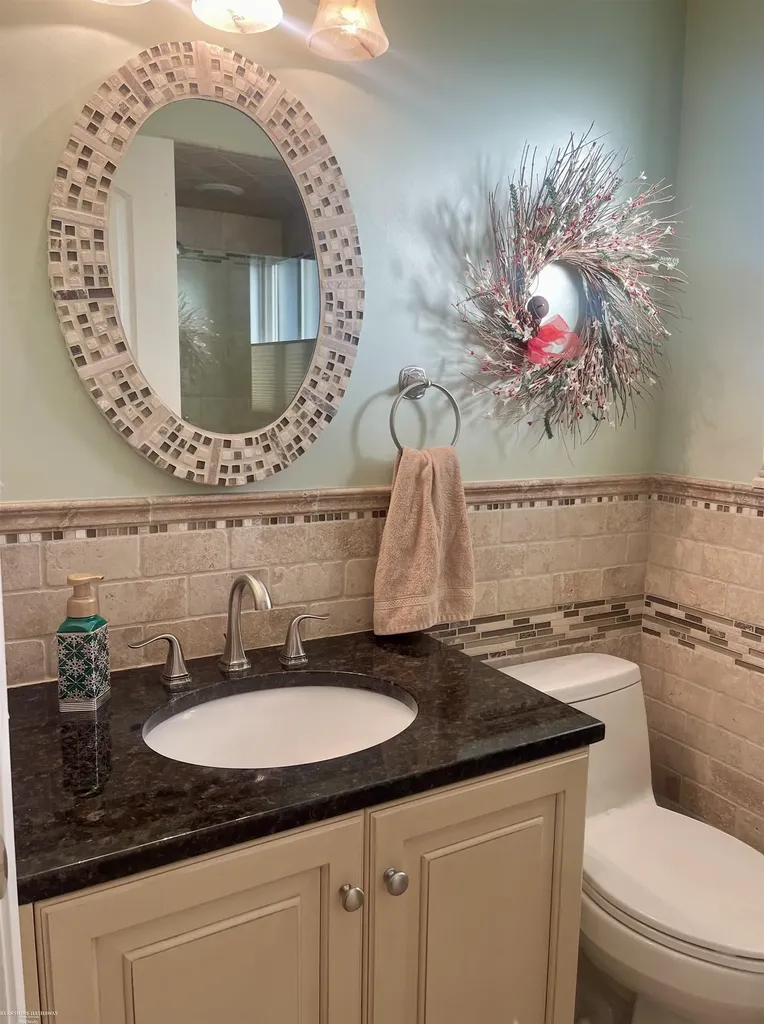 32044 Vegas Drive Warren City MI 48093
