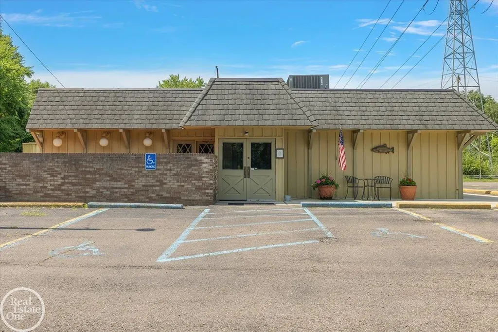 60730 Van Dyke Avenue Washington Township MI 48095