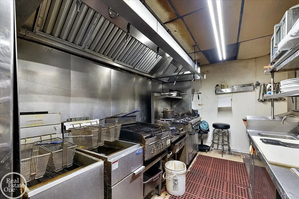 60730 Van Dyke Avenue Washington Township MI 48095