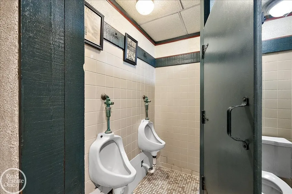 60730 Van Dyke Avenue Washington Township MI 48095