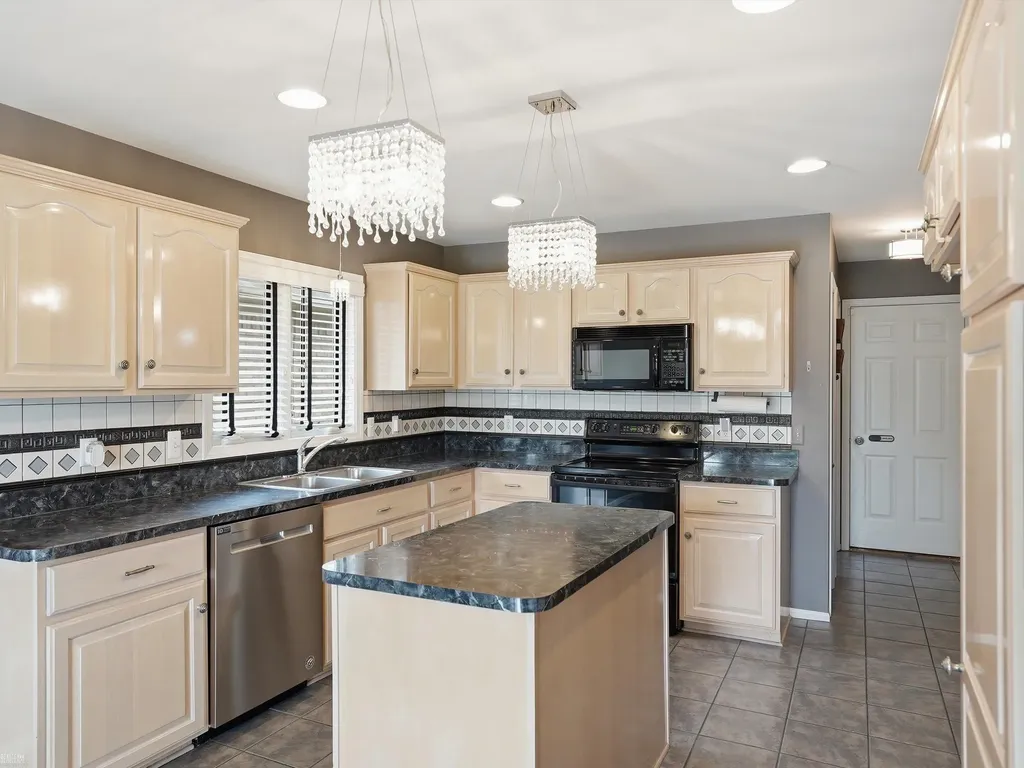 36606 Maple Leaf Drive New Baltimore City MI 48047