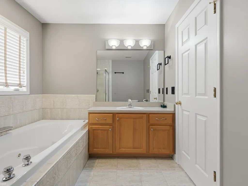 36606 Maple Leaf Drive New Baltimore City MI 48047