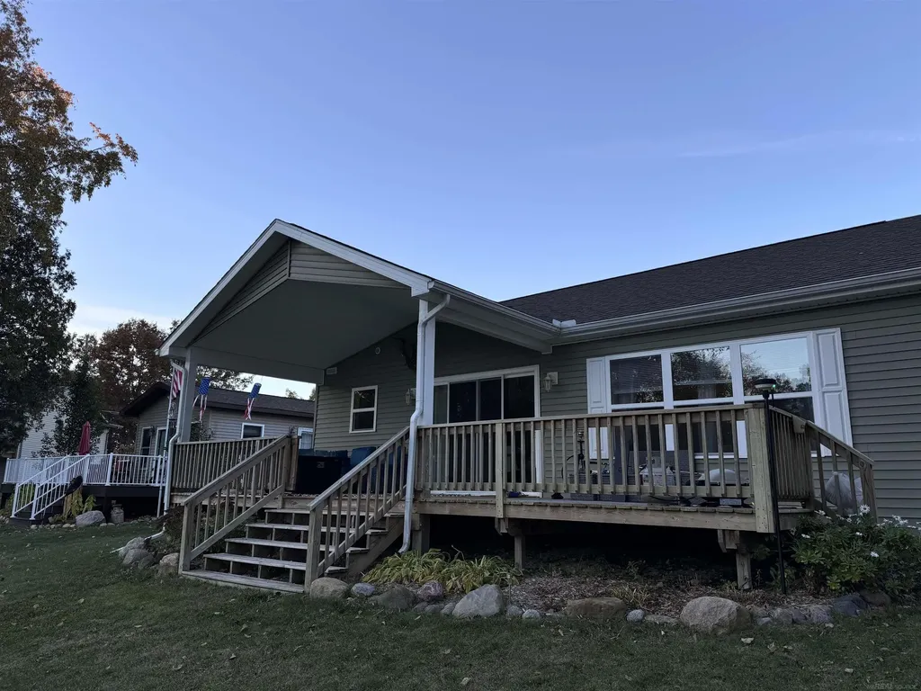 3152 Brier Lane Surrey Township MI 48622
