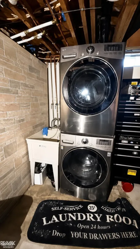 21707 Timberidge Street St. Clair Shores City MI 48082