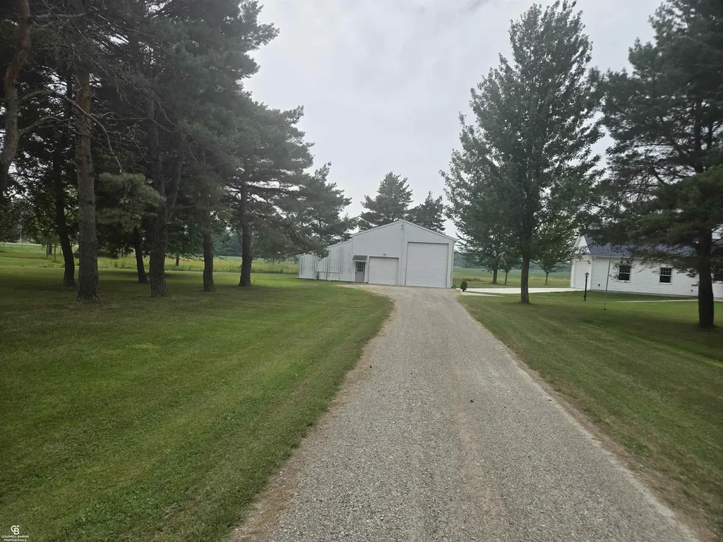 8045 Duquette Road Brockway Township MI 48097
