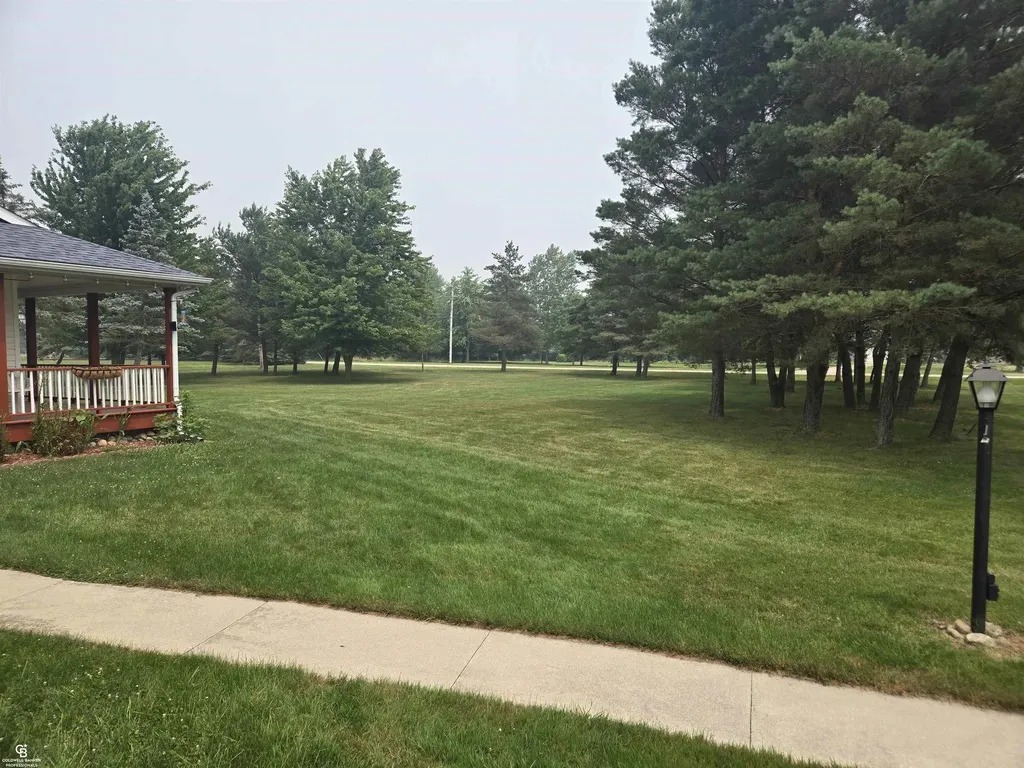 8045 Duquette Road Brockway Township MI 48097