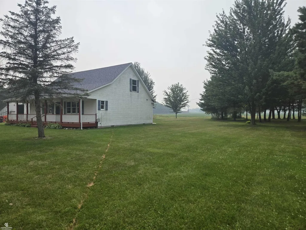 8045 Duquette Road Brockway Township MI 48097