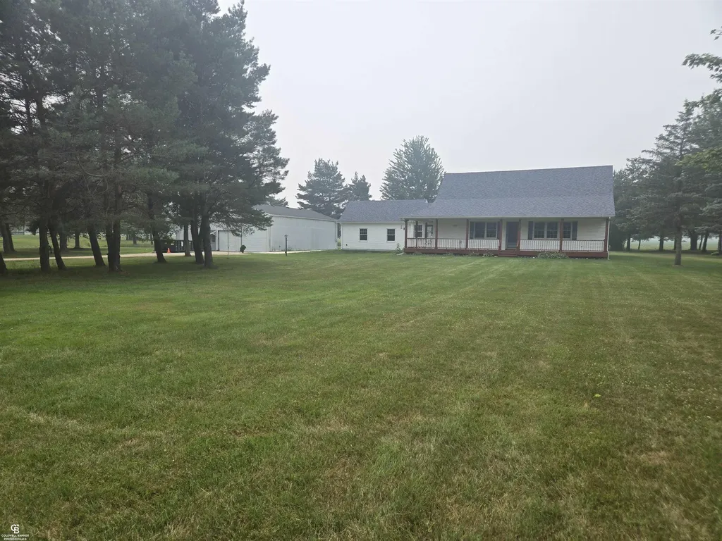8045 Duquette Road Brockway Township MI 48097