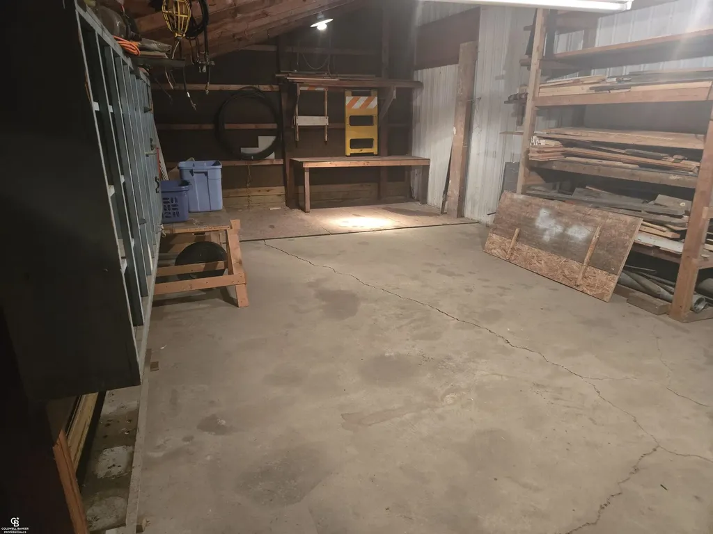 8045 Duquette Road Brockway Township MI 48097