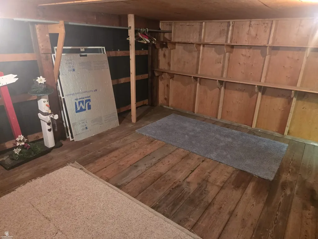 8045 Duquette Road Brockway Township MI 48097