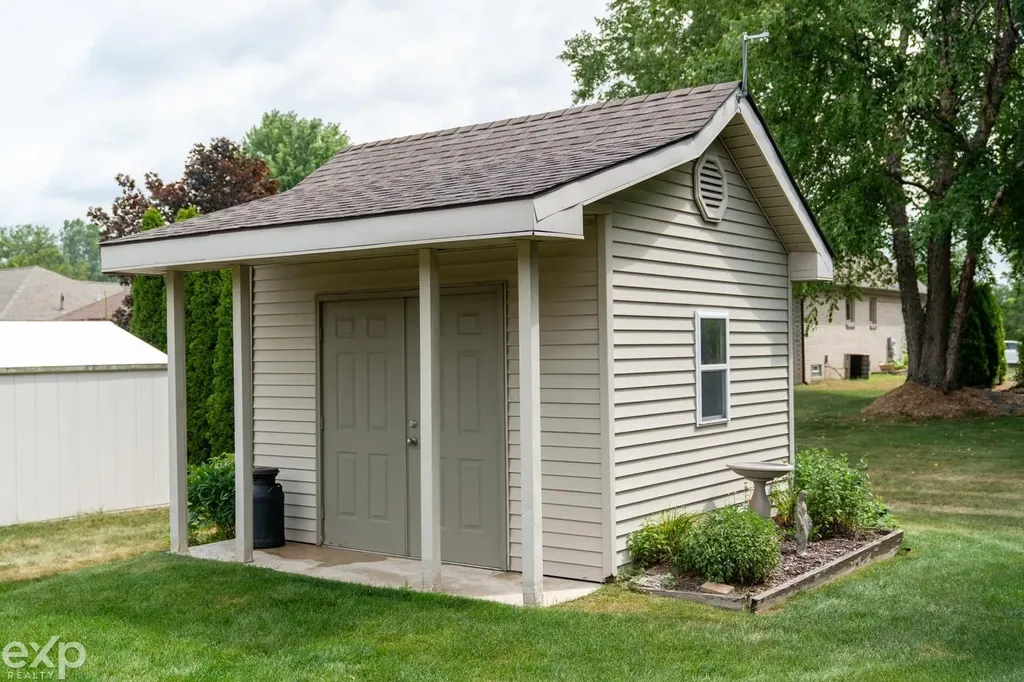 57450 Ruby Lane Washington Township MI 48094