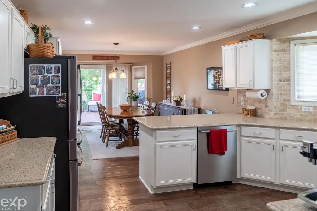 57450 Ruby Lane Washington Township MI 48094