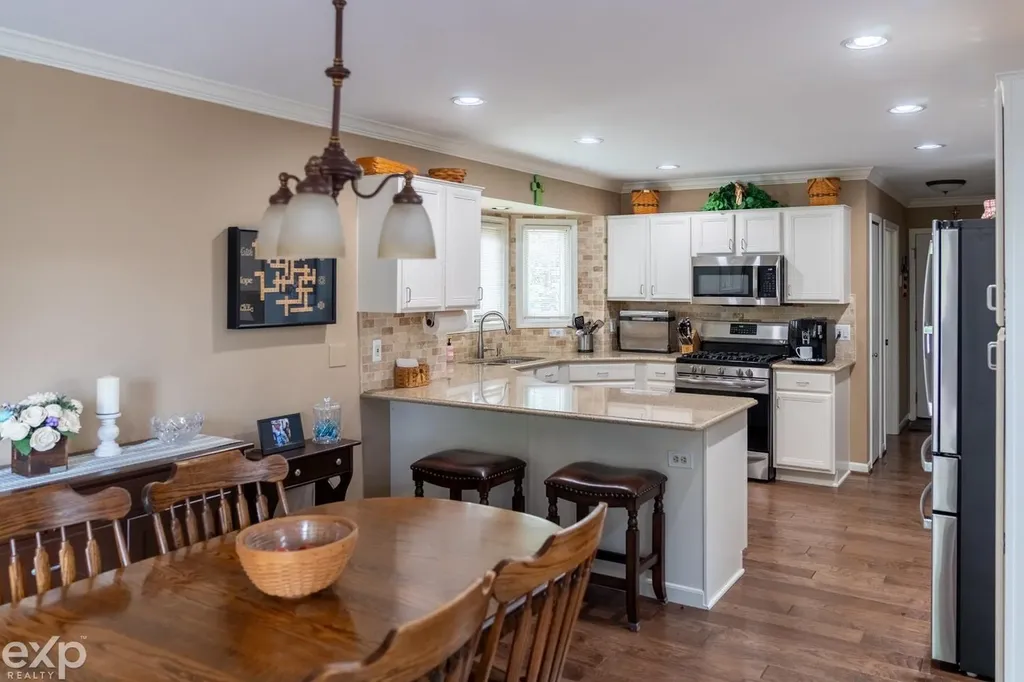 57450 Ruby Lane Washington Township MI 48094