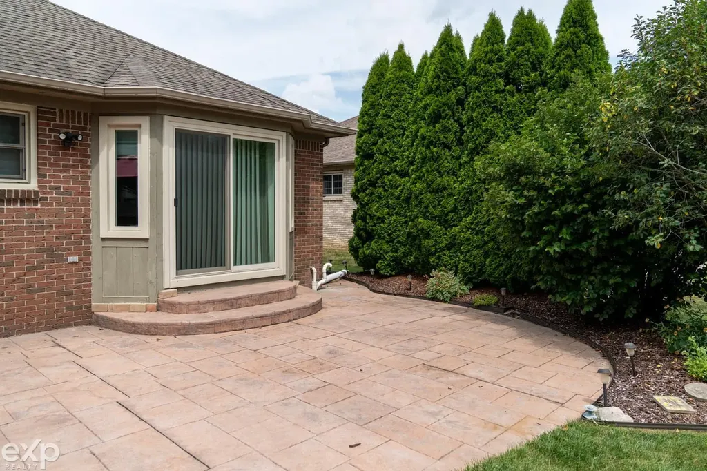 57450 Ruby Lane Washington Township MI 48094