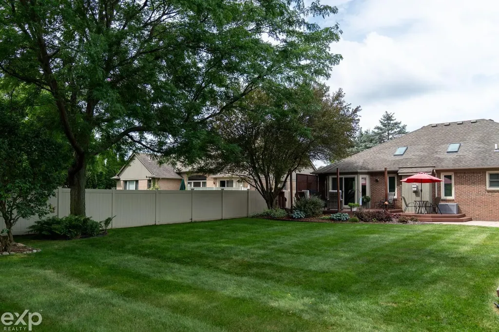 57450 Ruby Lane Washington Township MI 48094